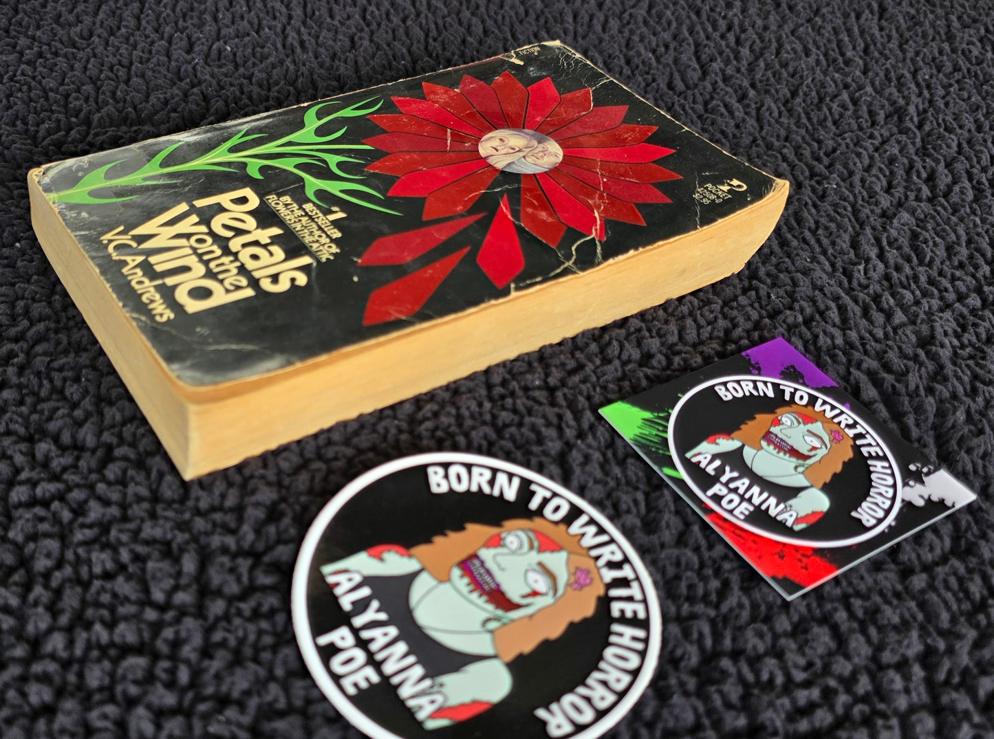 Used: VC Andrews - Petals on the Wind (Mass Market Paperback)