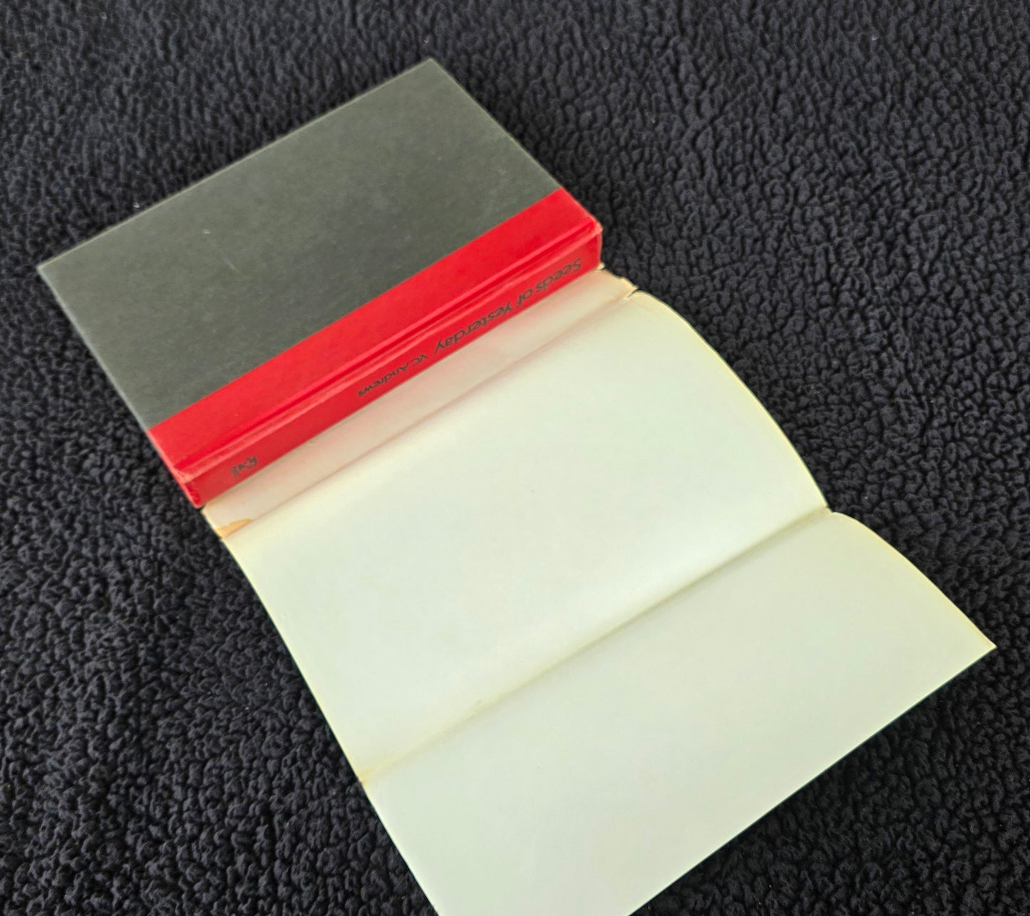 VC Andrews' Seeds of Yesterday (Pocket Books Hardcover with Dust Jacket)