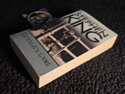 Used: Gerald's Game by Stephen King (Signet Paperback)